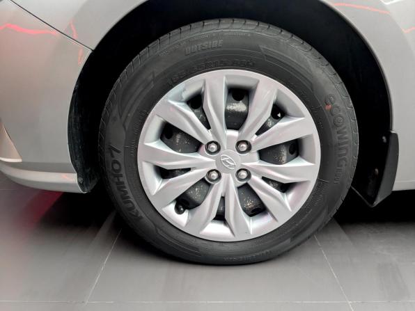 Hyundai Solaris II Рестайлинг с пробегом 2020 года, цена 1 645 000 рублей, 48366 км, седан, Автокод Объявления