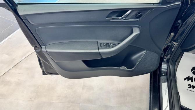 Skoda Rapid I с пробегом 2016 года, цена 920 000 рублей, 199378 км, седан, Автокод Объявления