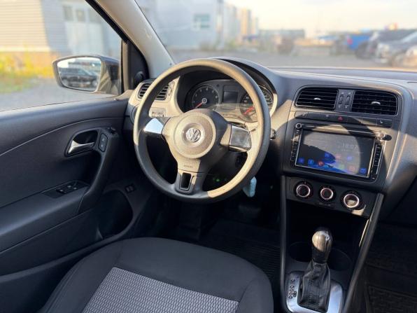 Volkswagen Polo V с пробегом 2012 года, цена 595 000 рублей, 241851 км, седан, Автокод Объявления