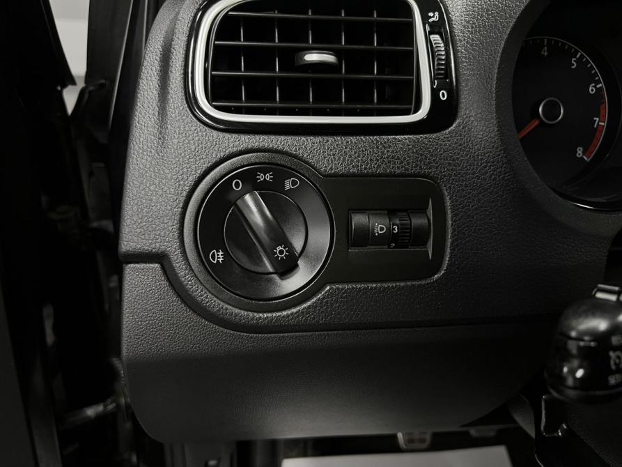 Volkswagen Polo V Рестайлинг Тверь  - изображение 22