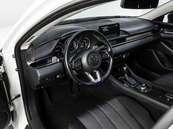 Mazda 6 III (GJ) Рестайлинг 2 с пробегом 2021 года, цена 2 100 000 рублей, 168853 км, седан, Автокод Объявления