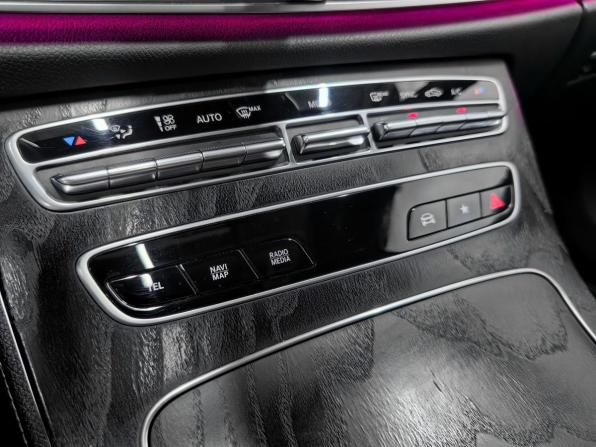 Mercedes-Benz E-Класс V (W213 S213 C238) Рестайлинг с пробегом 2021 года, цена 4 220 000 рублей, 165392 км, седан, Автокод Объявления