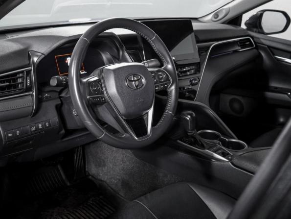 Toyota Camry VIII (XV70) Рестайлинг с пробегом 2023 года, цена 3 699 999 рублей, 45550 км, седан, Автокод Объявления
