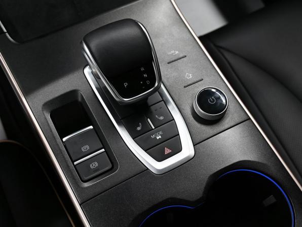Omoda C5 I с пробегом 2023 года, цена 1 795 000 рублей, 47136 км, внедорожник, Автокод Объявления
