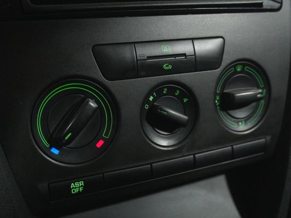 Skoda Octavia II (A5) Рестайлинг с пробегом 2012 года, цена 831 000 рублей, 187267 км, лифтбек, Автокод Объявления