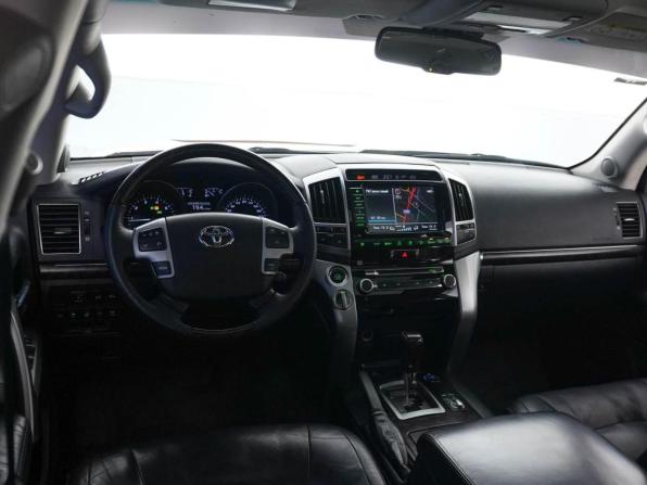 Toyota Land Cruiser 200 Series Рестайлинг 1 с пробегом 2015 года, цена 3 599 051 рубль, 488161 км, внедорожник, Автокод Объявления