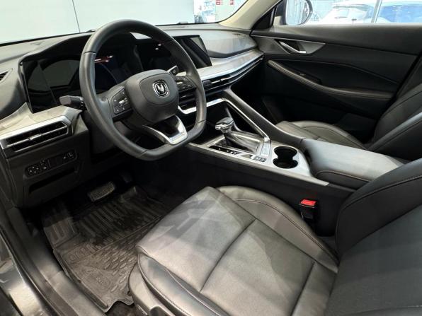 Changan CS35 Plus I Рестайлинг с пробегом 2024 года, цена 2 160 000 рублей, 5679 км, внедорожник, Автокод Объявления