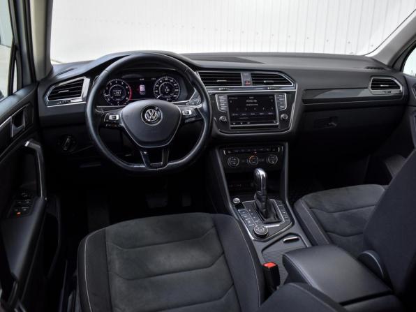 Volkswagen Tiguan II с пробегом 2017 года, цена 2 525 000 рублей, 193515 км, внедорожник, Автокод Объявления