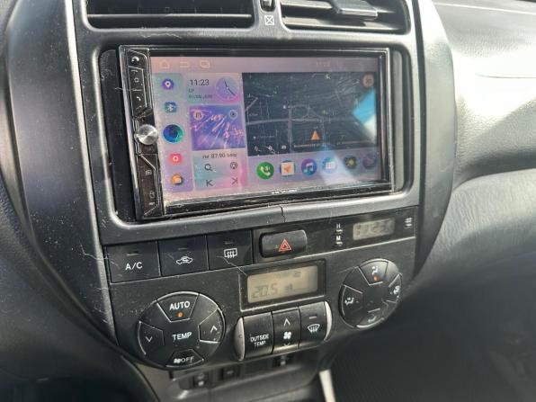Toyota RAV4 II (XA20) Рестайлинг с пробегом 2004 года, цена 660 000 рублей, 242511 км, внедорожник, Автокод Объявления