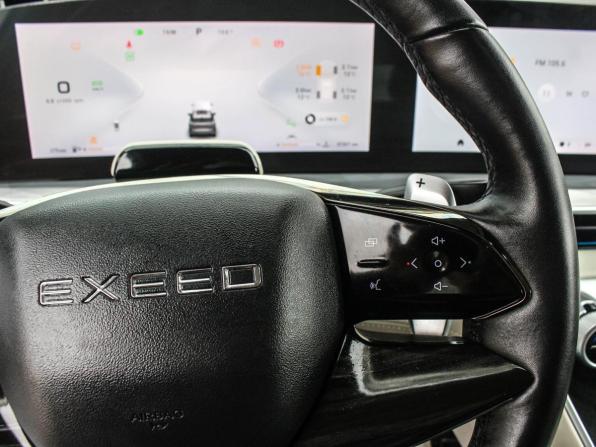 Exeed RX с пробегом 2023 года, цена 2 920 000 рублей, 37312 км, внедорожник, Автокод Объявления