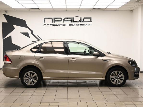 Volkswagen Polo V Рестайлинг с пробегом 2016 года, цена 1 259 900 рублей, 109934 км, седан, Автокод Объявления
