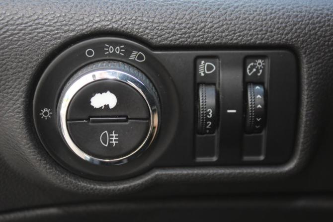 Opel Astra J Рестайлинг с пробегом 2013 года, цена 697 000 рублей, 242913 км, хэтчбек, Автокод Объявления
