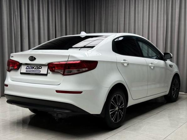Kia Rio III Рестайлинг с пробегом 2015 года, цена 899 000 рублей, 139602 км, седан, Автокод Объявления