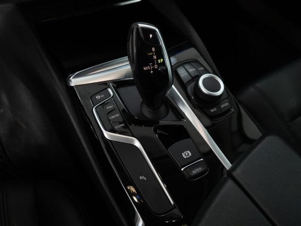 BMW 5 серии VII (G30/G31/G38) с пробегом 2018 года, цена 2 990 000 рублей, 159000 км, седан, Автокод Объявления