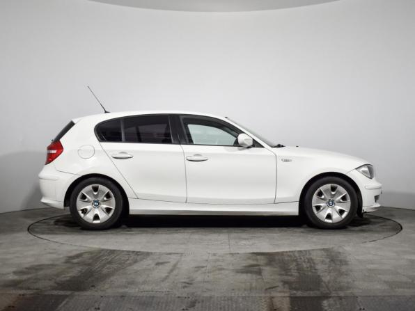 BMW 1 серии I (E81/E82/E87/E88) Рестайлинг с пробегом 2011 года, цена 990 000 рублей, 68492 км, хэтчбек, Автокод Объявления