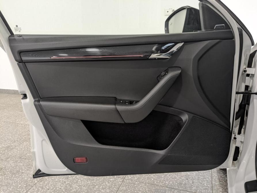 Skoda Octavia III (A7) Рестайлинг Москва  - изображение 17