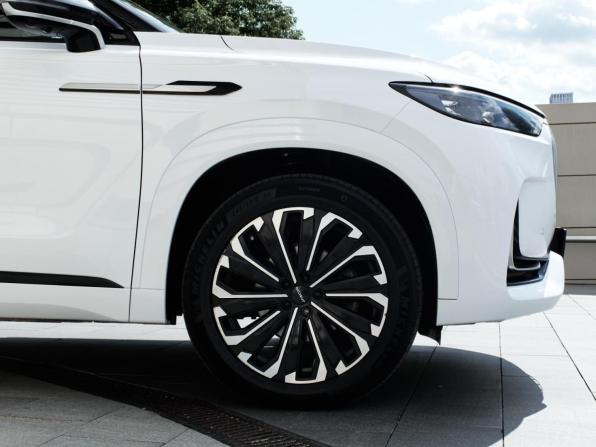 Jaecoo J8 с пробегом 2024 года, цена 3 100 000 рублей, 45000 км, внедорожник, Автокод Объявления