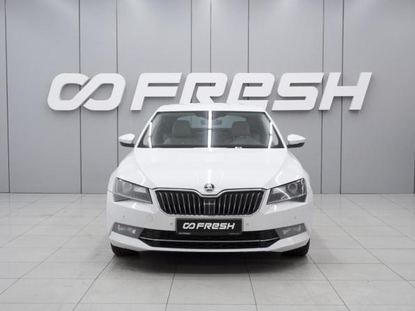 Skoda Superb III с пробегом 2015 года, цена 1 730 000 рублей, 260452 км, лифтбек, Автокод Объявления