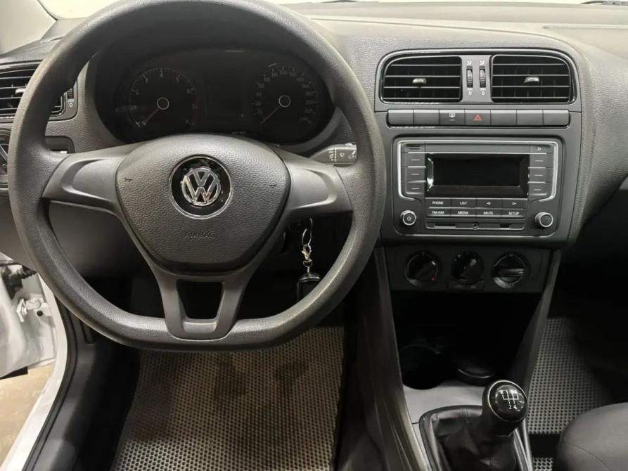 Volkswagen Polo V Рестайлинг Саратов  - изображение 10