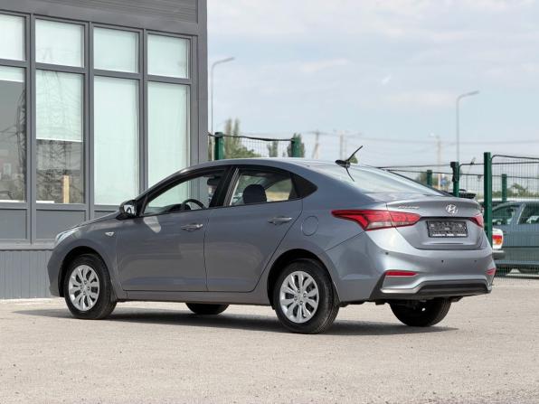 Hyundai Solaris II с пробегом 2019 года, цена 1 330 000 рублей, 44252 км, седан, Автокод Объявления
