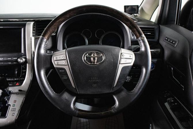 Toyota Vellfire I с пробегом 2012 года, цена 2 689 000 рублей, 263113 км, минивэн, Автокод Объявления