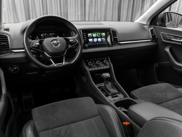 Skoda Karoq I с пробегом 2021 года, цена 2 795 000 рублей, 89421 км, внедорожник, Автокод Объявления