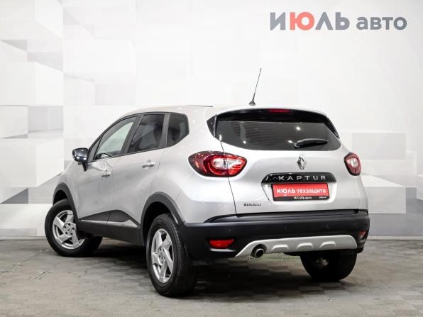 Renault Kaptur I с пробегом 2016 года, цена 1 400 000 рублей, 122987 км, внедорожник, Автокод Объявления