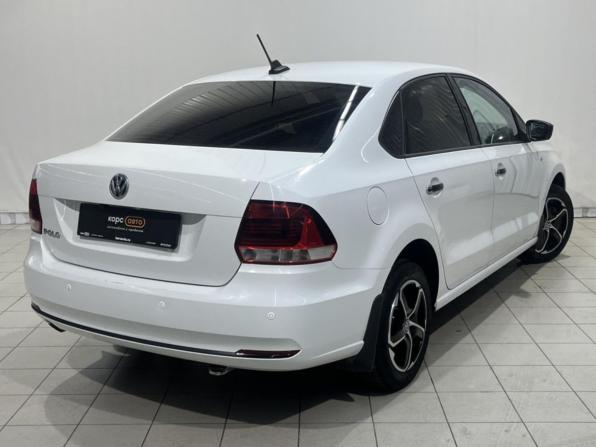 Volkswagen Polo V Рестайлинг с пробегом 2017 года, цена 1 073 000 рублей, 94008 км, седан, Автокод Объявления