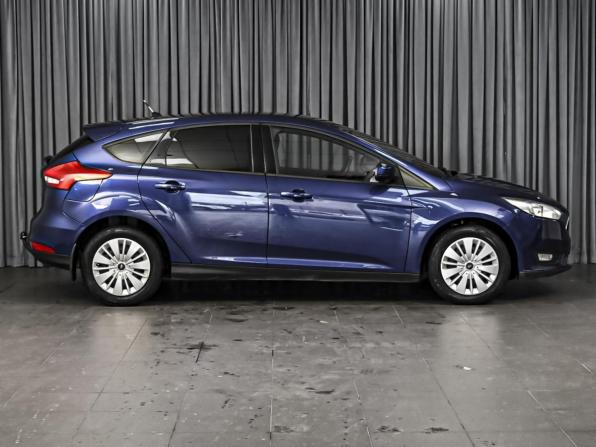 Ford Focus III Рестайлинг с пробегом 2015 года, цена 1 248 000 рублей, 90199 км, хэтчбек, Автокод Объявления