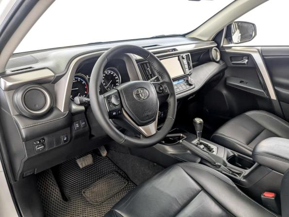 Toyota RAV4 IV (XA40) Рестайлинг с пробегом 2019 года, цена 2 820 000 рублей, 93445 км, внедорожник, Автокод Объявления