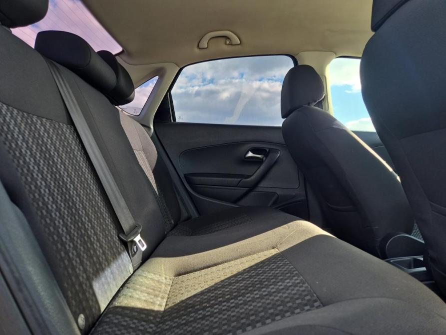Volkswagen Polo V Рестайлинг Саратов  - изображение 29
