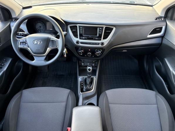Hyundai Solaris II Рестайлинг с пробегом 2021 года, цена 1 579 000 рублей, 41700 км, седан, Автокод Объявления
