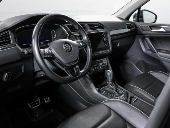 Volkswagen Tiguan II с пробегом 2020 года, цена 3 851 100 рублей, 30534 км, внедорожник, Автокод Объявления