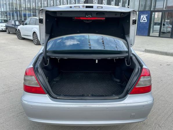 Mercedes-Benz E-Класс III (W211 S211) Рестайлинг с пробегом 2007 года, цена 920 000 рублей, 240000 км, седан, Автокод Объявления
