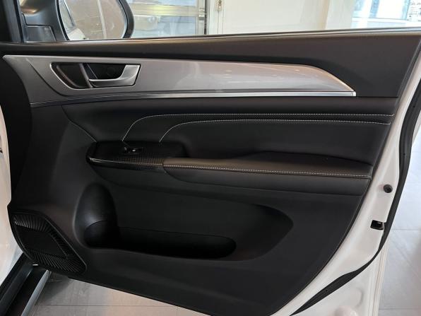 Haval M6 II с пробегом 2023 года, цена 1 780 000 рублей, 42848 км, внедорожник, Автокод Объявления