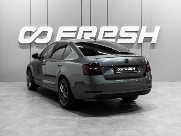 Skoda Octavia III (A7) Рестайлинг с пробегом 2020 года, цена 2 675 000 рублей, 102071 км, лифтбек, Автокод Объявления