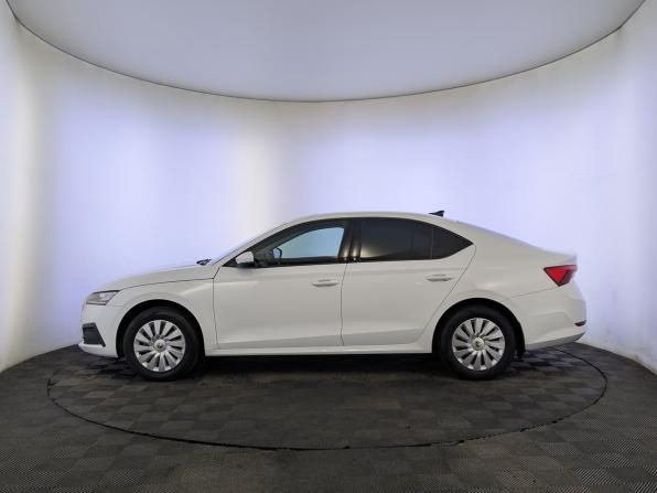 Skoda Octavia IV (A8) с пробегом 2021 года, цена 2 025 000 рублей, 116784 км, лифтбек, Автокод Объявления