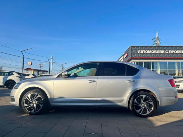 Skoda Octavia III (A7) Рестайлинг с пробегом 2018 года, цена 1 370 000 рублей, 138293 км, лифтбек, Автокод Объявления