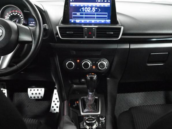 Mazda 3 III (BM) с пробегом 2014 года, цена 1 350 000 рублей, 116534 км, хэтчбек, Автокод Объявления