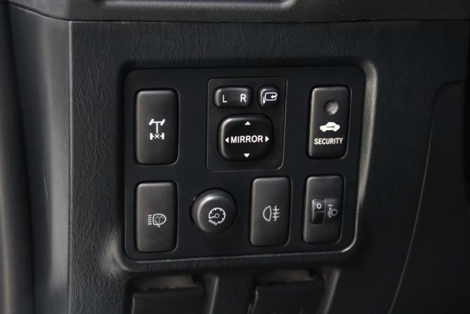 Toyota Hilux VII Рестайлинг с пробегом 2014 года, цена 2 095 170 рублей, 130612 км, пикап, Автокод Объявления