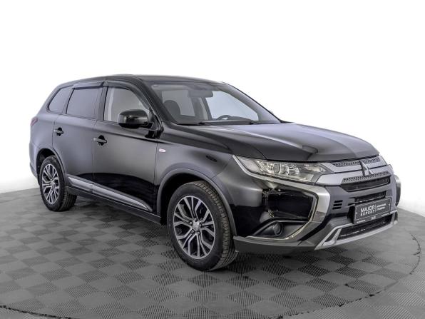 Mitsubishi Outlander III Рестайлинг 3 с пробегом 2018 года, цена 1 950 000 рублей, 99853 км, внедорожник, Автокод Объявления