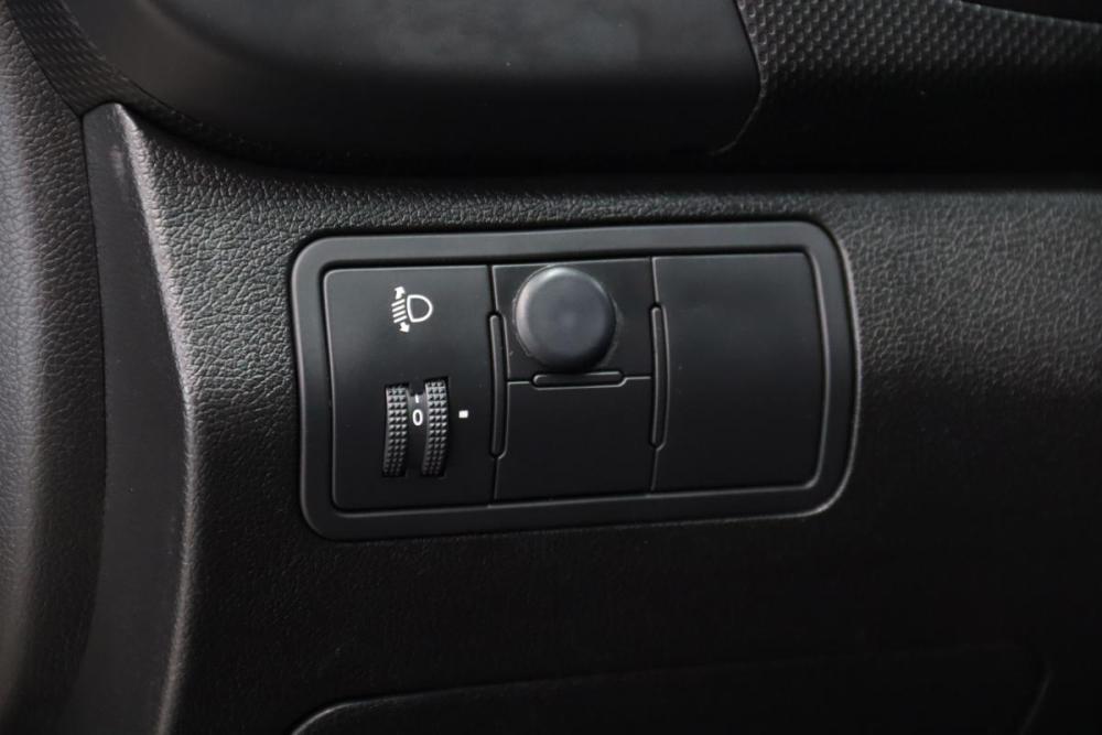 Hyundai Solaris I Рестайлинг Сургут  - изображение 19