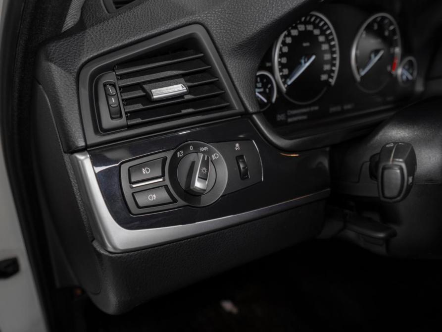 BMW 5 серии VI (F10/F11/F07) Рестайлинг Москва  - изображение 15
