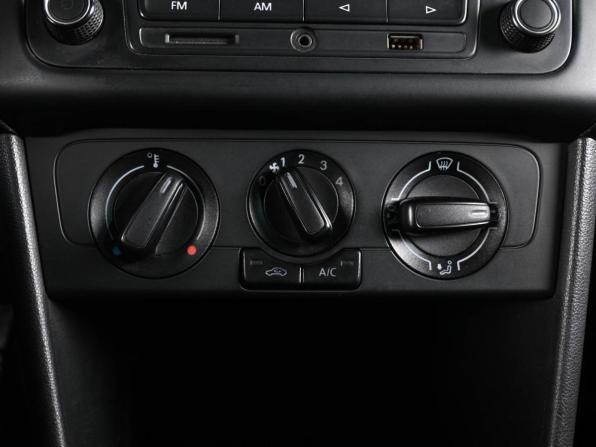 Volkswagen Polo V с пробегом 2015 года, цена 865 000 рублей, 217152 км, седан, Автокод Объявления
