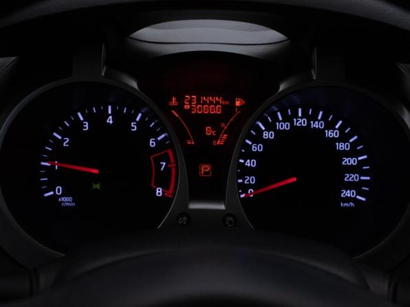 Nissan Juke I с пробегом 2014 года, цена 750 000 рублей, 231440 км, внедорожник, Автокод Объявления