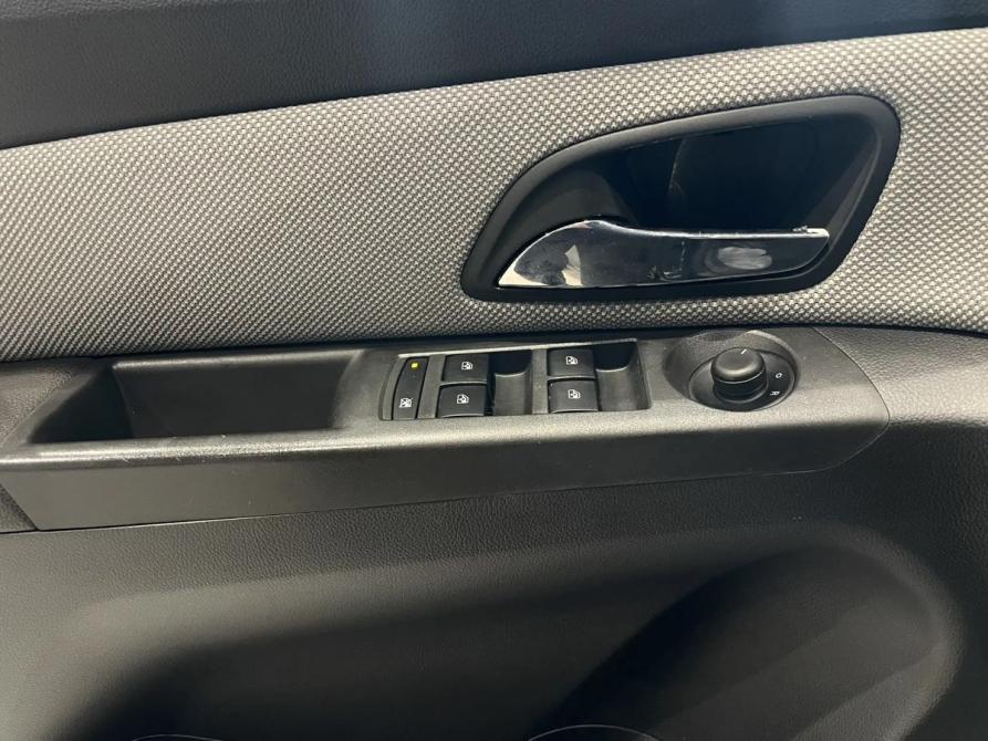Chevrolet Cruze I Москва  - изображение 16