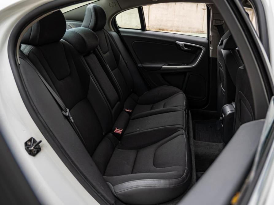 Volvo S60 II Краснодар  - изображение 7