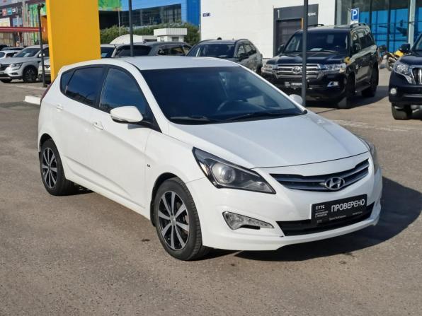 Hyundai Solaris I Рестайлинг с пробегом 2015 года, цена 925 000 рублей, 233823 км, хэтчбек, Автокод Объявления