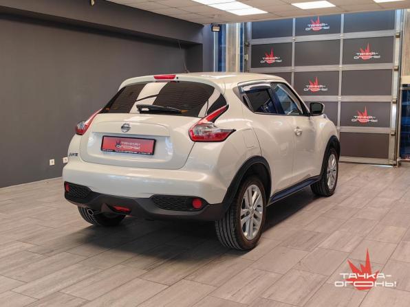 Nissan Juke I Рестайлинг с пробегом 2015 года, цена 1 298 000 рублей, 39000 км, внедорожник, Автокод Объявления