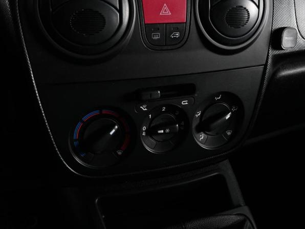 Fiat Fiorino III с пробегом 2016 года, цена 749 000 рублей, 196971 км, фургон, Автокод Объявления